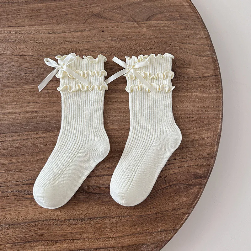 Носки для девочек в стиле Лолита, молочно-белые, с кружевом, трехслойные, с волнистым краем, корейский стиль, с бантом, хлопковые, в стиле «чужой принцессе», женские, коллекция Treasure
Носки для девочек в стиле Лолита, молочно-белые, с кружевом, трехслойные, с волнистым краем, корейский стиль, с бантом, хлопковые, в стиле «чужой принцессе», женские, коллекция Treasure