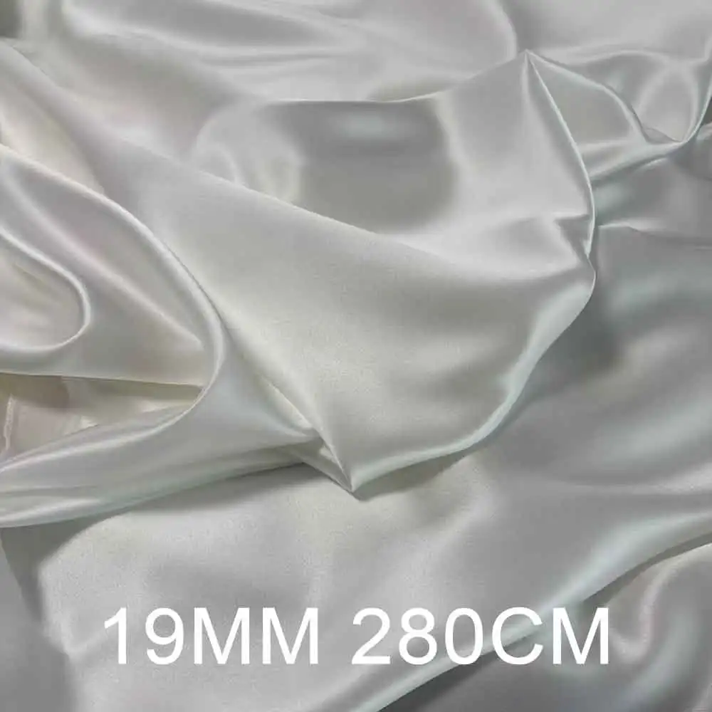 19 Momme 280cm Width 100% Pure Natural Mulberry Silk Fabric Heavy Weight Silk Fabric
19 Momme 280cm Width 100% Pure Natural Mulberry Silk Fabric Heavy Weight Silk Fabric