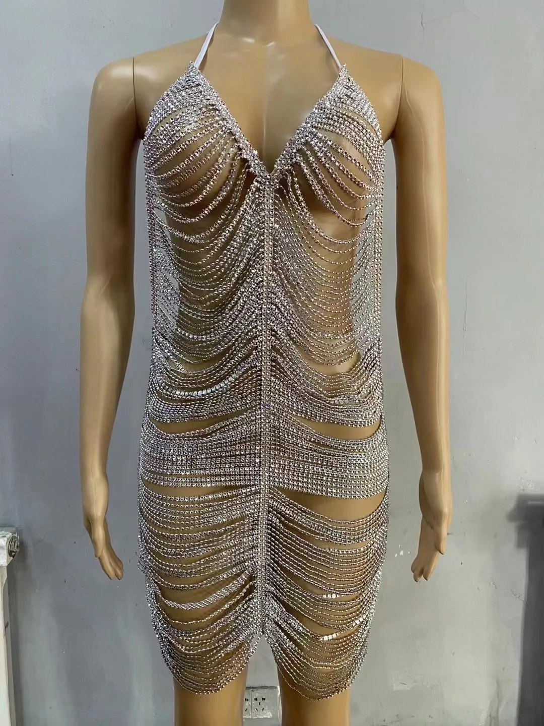 Silver Color Rhinestones Tassel Chains Backless Mini Dress Bar Prom Women Dancer Hollow Out Outfit Birthday Celebrate Dress
Silver Color Rhinestones Tassel Chains Backless Mini Dress Bar Prom Women Dancer Hollow Out Outfit Birthday Celebrate Dress