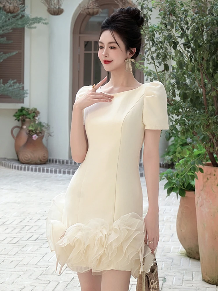 Summer Women Puff Sleeve Mini Vestidos Women Elegant Ruffle Tulle Hem Bodycon Formal Mini Gown Party Evening Cocktail Lady Dress
Summer Women Puff Sleeve Mini Vestidos Women Elegant Ruffle Tulle Hem Bodycon Formal Mini Gown Party Evening Cocktail Lady Dress