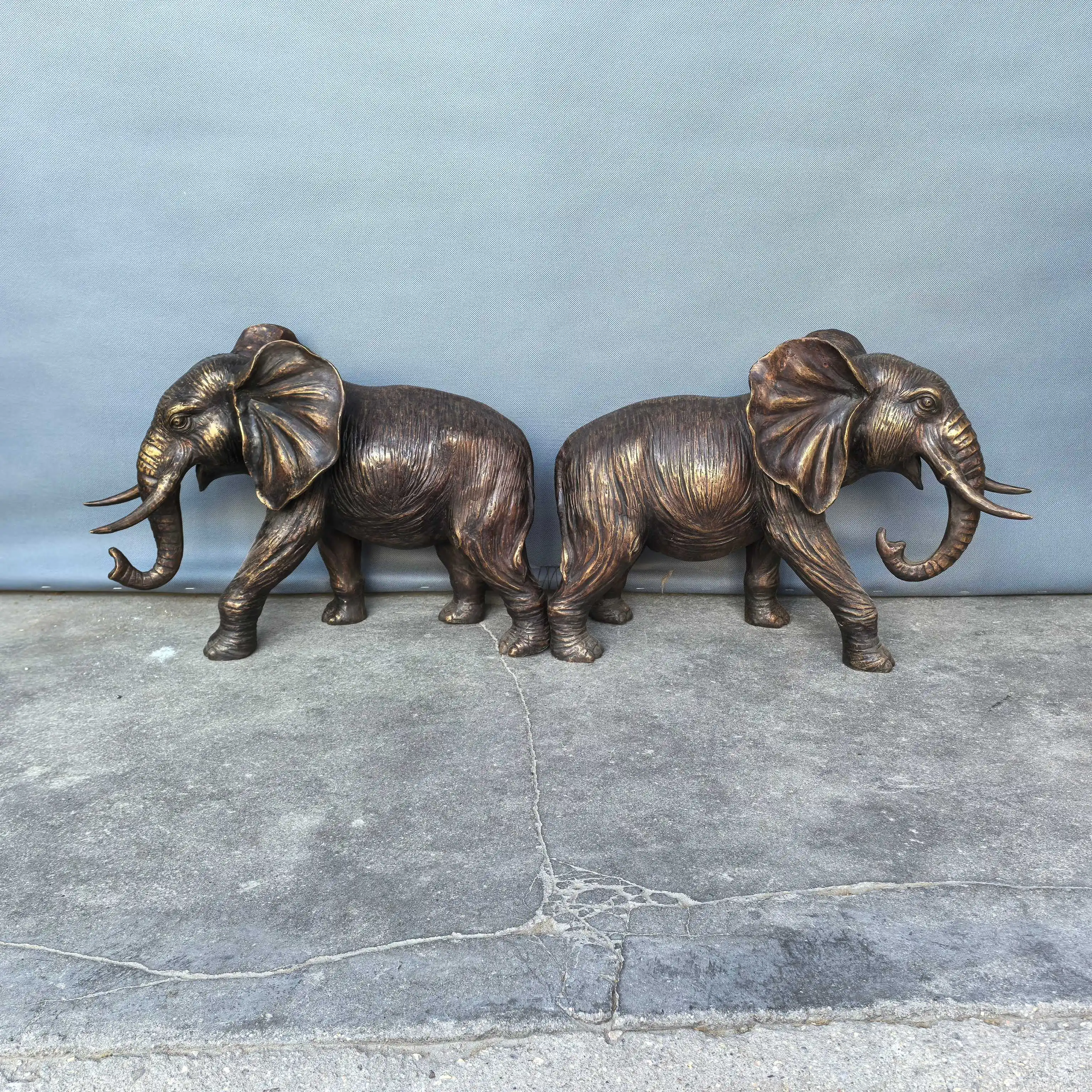 20"Tibetan Temple Collection Old Brass Elephant Statue Asian Elephant A Pair Door God Amass wealth Ornaments Town house Exorcism
20"Tibetan Temple Collection Old Brass Elephant Statue Asian Elephant A Pair Door God Amass wealth Ornaments Town house Exorcism