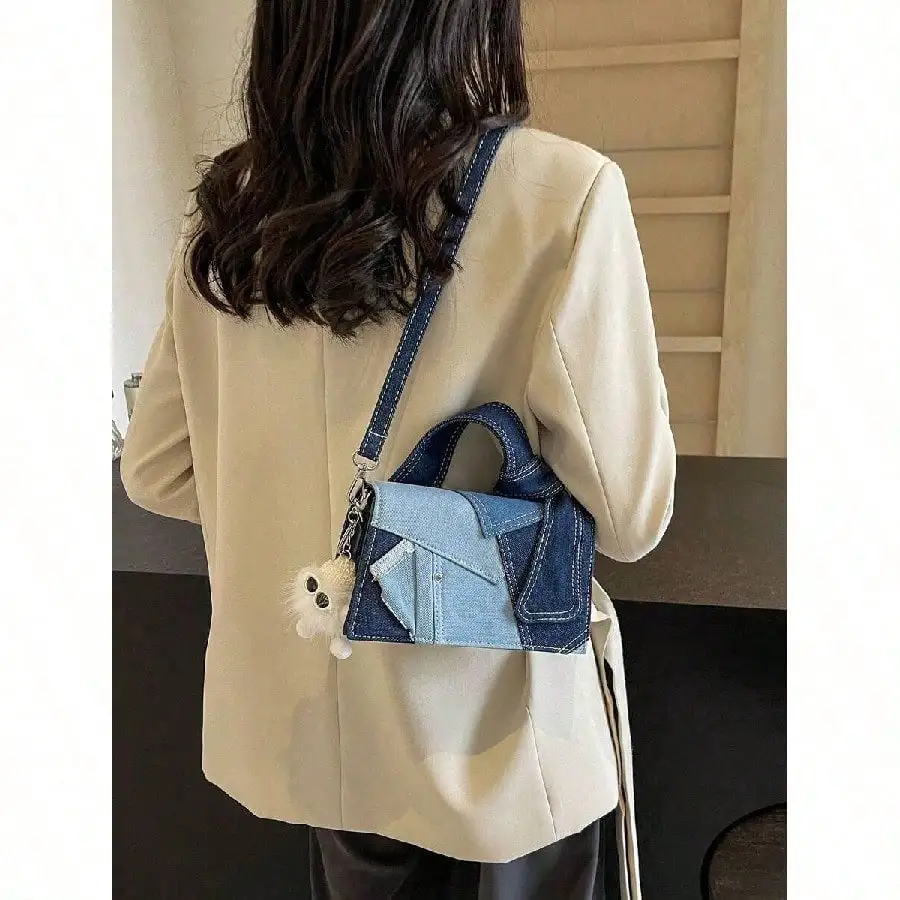 Fashionable And Popular Retro Style Color-Blocked Handbag, Contrasting Color, Versatile Flap, Lightweight Adjustable Shoulder Strap Crossbody Bag, Casual And Simple Shoulder Bag Suitable For Commuting To Work, Daily Travel, Shopping And Dating.
Fashionable And Popular Retro Style Color-Blocked Handbag, Contrasting Color, Versatile Flap, Lightweight Adjustable Shoulder Strap Crossbody Bag, Casual And Simple Shoulder Bag Suitable For Commuting To Work, Daily Travel, Shopping And Dating.