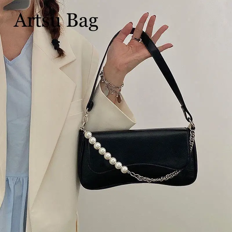 Underarm Bag Women's New Trendy and Fashionable Pearl Chain Versatile Shoulder Bag Female Commuting Handbag
Underarm Bag Women's New Trendy and Fashionable Pearl Chain Versatile Shoulder Bag Female Commuting Handbag