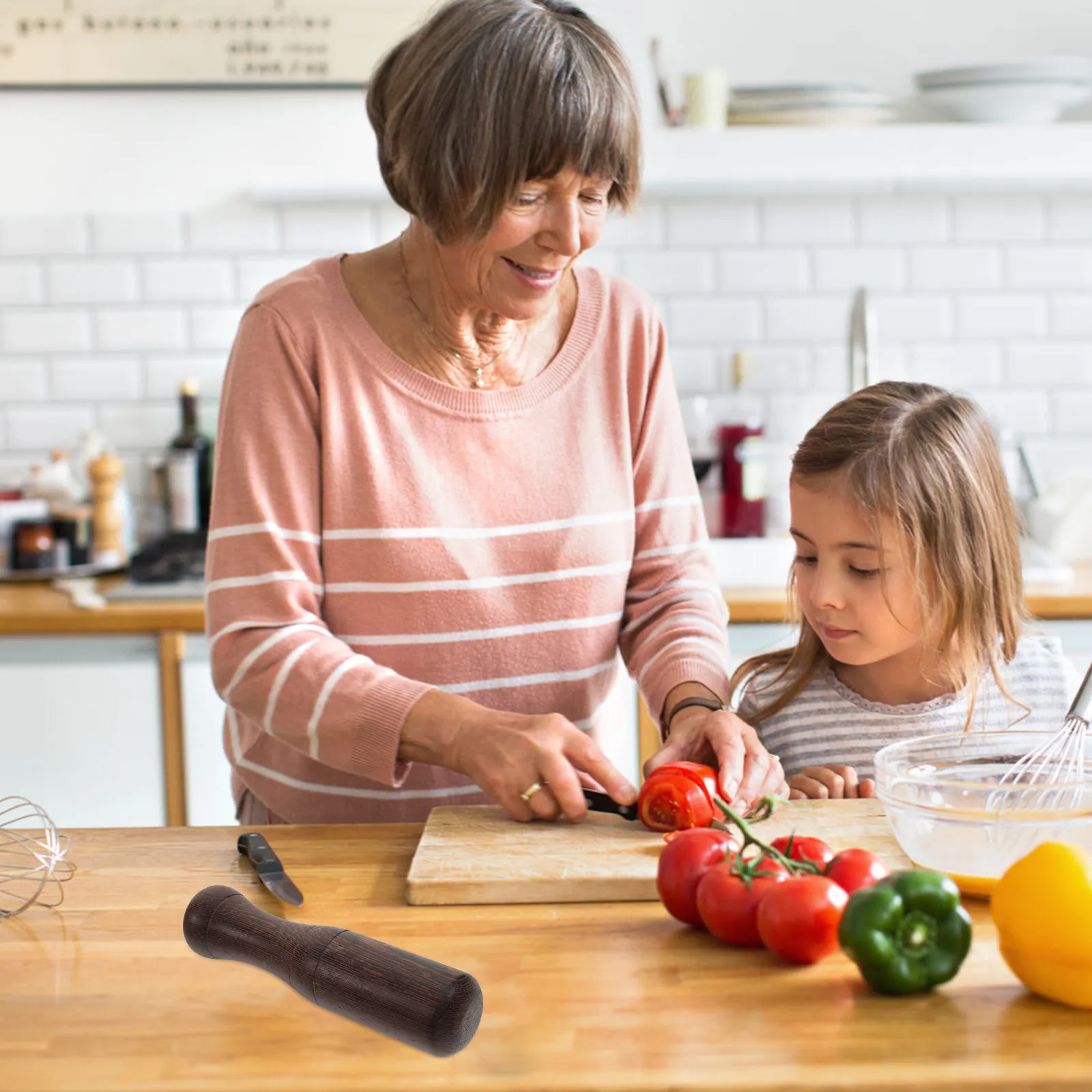 Деревянный стержень для измельчения чеснока, 1 шт., натуральная отделка, удобная рукоятка, идеально подходит для соусов, пюре и специй, кухонный инструмент
Деревянный стержень для измельчения чеснока, 1 шт., натуральная отделка, удобная рукоятка, идеально подходит для соусов, пюре и специй, кухонный инструмент