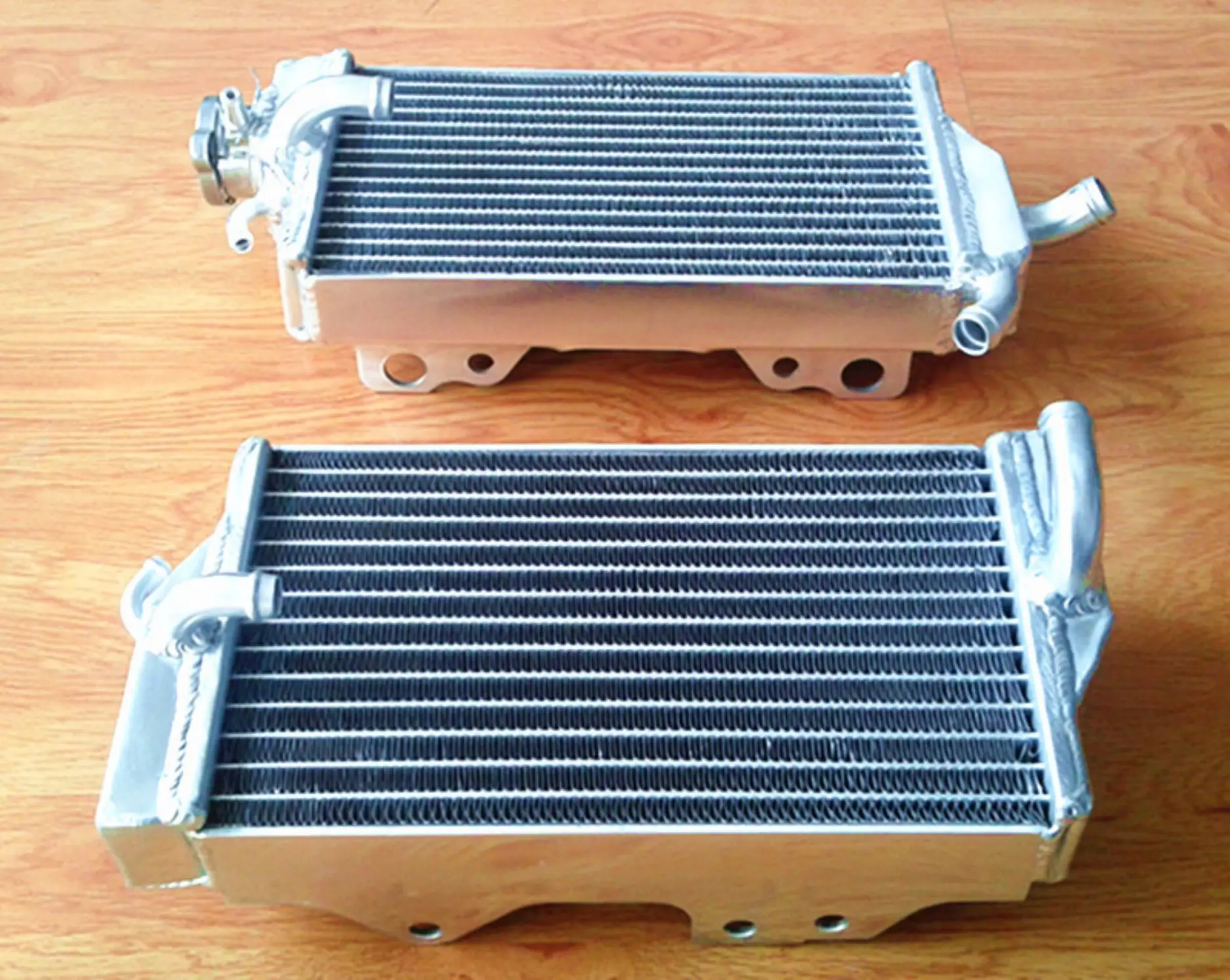For 2000 2001 Honda CR250R CR 250 R Aluminum Radiator Cooler Cooling Coolant
For 2000 2001 Honda CR250R CR 250 R Aluminum Radiator Cooler Cooling Coolant