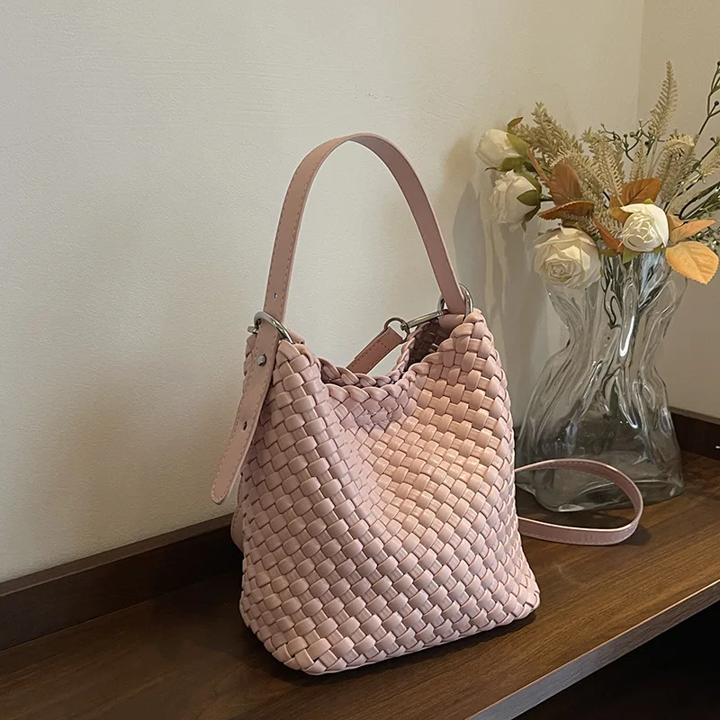 2025 Minimalist Bucket Bag | Shoulder & Handheld Work Tote | Women's Commuter Purse
2025 Minimalist Bucket Bag | Shoulder & Handheld Work Tote | Women's Commuter Purse