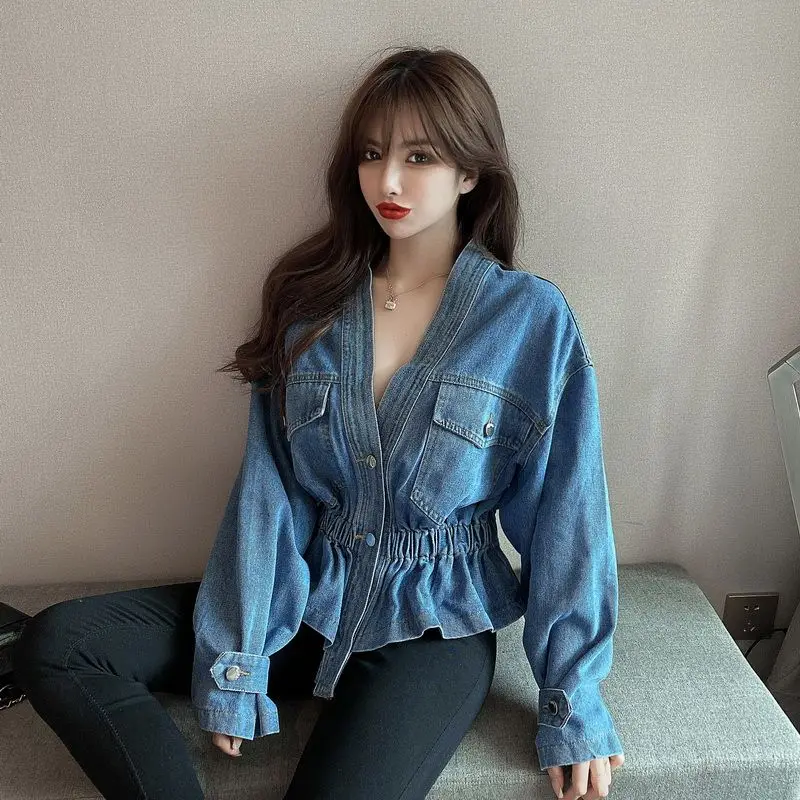 Women's Trendy Ins Spring and Autumn Korean Style Loose and Versatile Waist-hugging and Short New Denim Jacket
Women's Trendy Ins Spring and Autumn Korean Style Loose and Versatile Waist-hugging and Short New Denim Jacket
