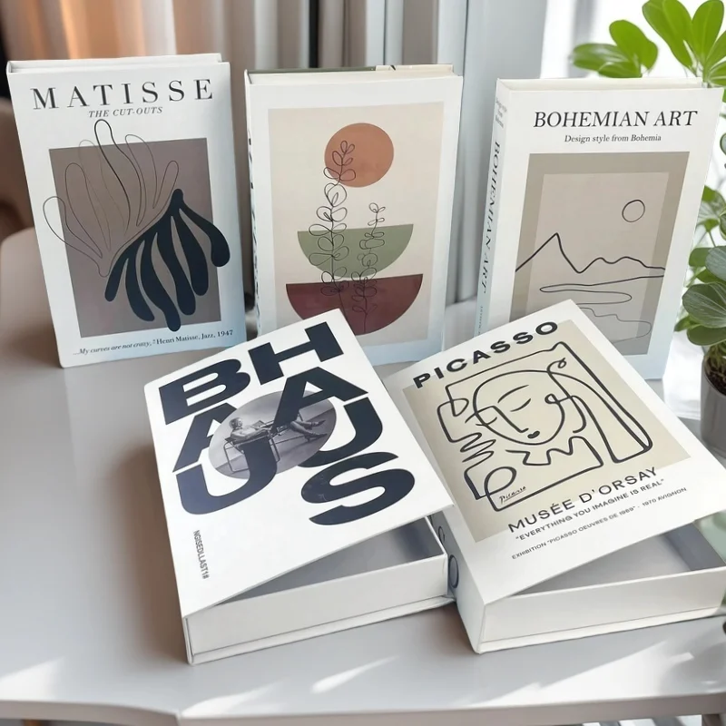 Monet Bauhaus Luxury Fake Book Storage Box Matisse Decorative Books Home Decor Coffee Table Shelf Bedroom Interior Decoration
Monet Bauhaus Luxury Fake Book Storage Box Matisse Decorative Books Home Decor Coffee Table Shelf Bedroom Interior Decoration
