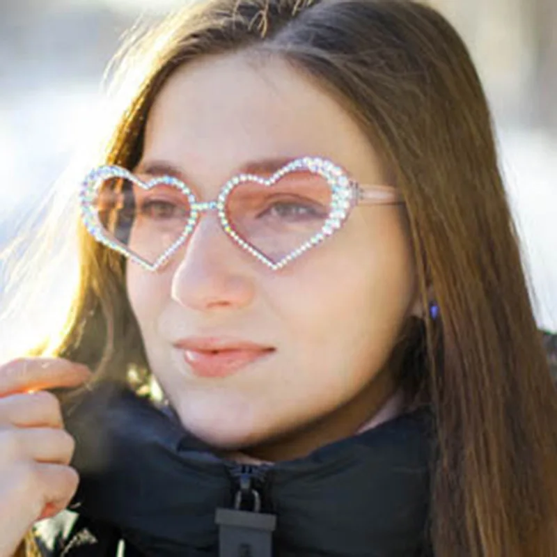 Protective Glasses Water Diamond Sunglasses Candy Color Design Female Party Decor Eyeglasses Women Heart Punk Large Frame Shades
Protective Glasses Water Diamond Sunglasses Candy Color Design Female Party Decor Eyeglasses Women Heart Punk Large Frame Shades