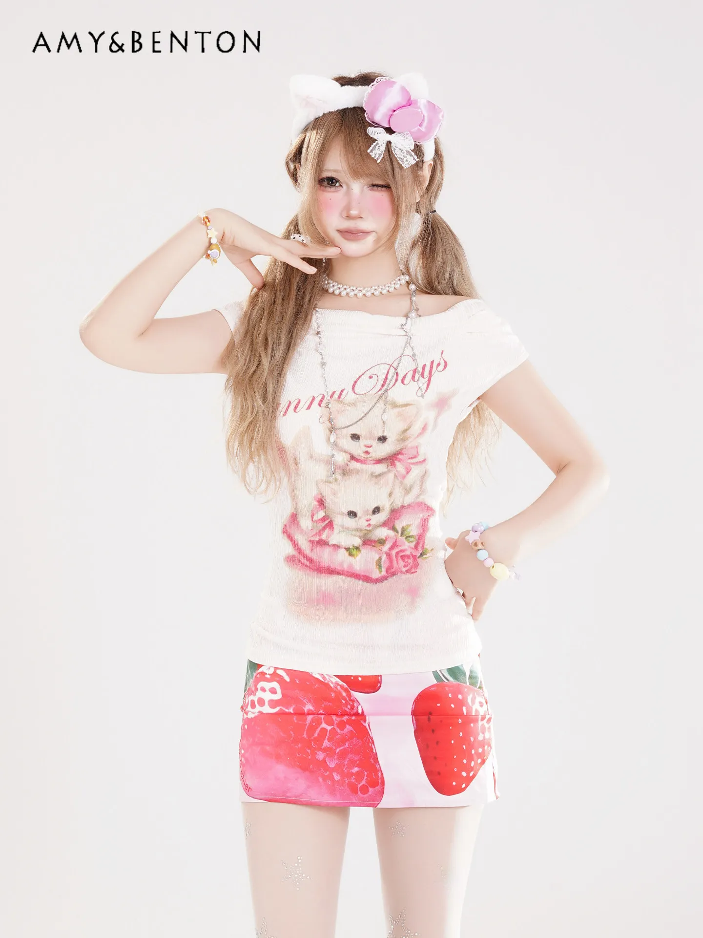 2026 Summer New Japanese Style Women's Cute Cat Print Slim Fit Off Shoulder Short Sleeve T-Shirt Pink Bodycon Skirt
2026 Summer New Japanese Style Women's Cute Cat Print Slim Fit Off Shoulder Short Sleeve T-Shirt Pink Bodycon Skirt
