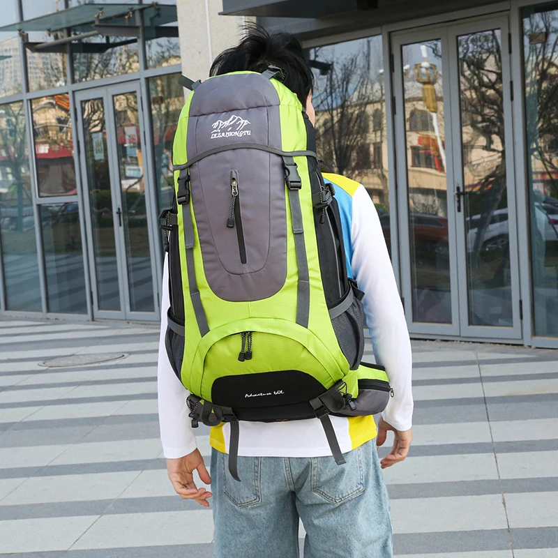 Men's sports backpack Outdoor Hiking and Mountaineering Backpack Large-capacity lightweight travel camping luggage backpack
Men's sports backpack Outdoor Hiking and Mountaineering Backpack Large-capacity lightweight travel camping luggage backpack