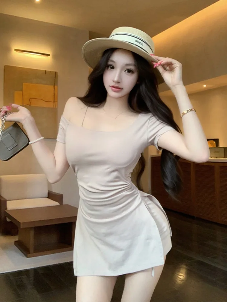 Chic Shoulder-baring Mid-length T-shirt Dress Set with Base Layer Pants Breathable Spicy Girl Style Spring Fashion Women's Set
Chic Shoulder-baring Mid-length T-shirt Dress Set with Base Layer Pants Breathable Spicy Girl Style Spring Fashion Women's Set