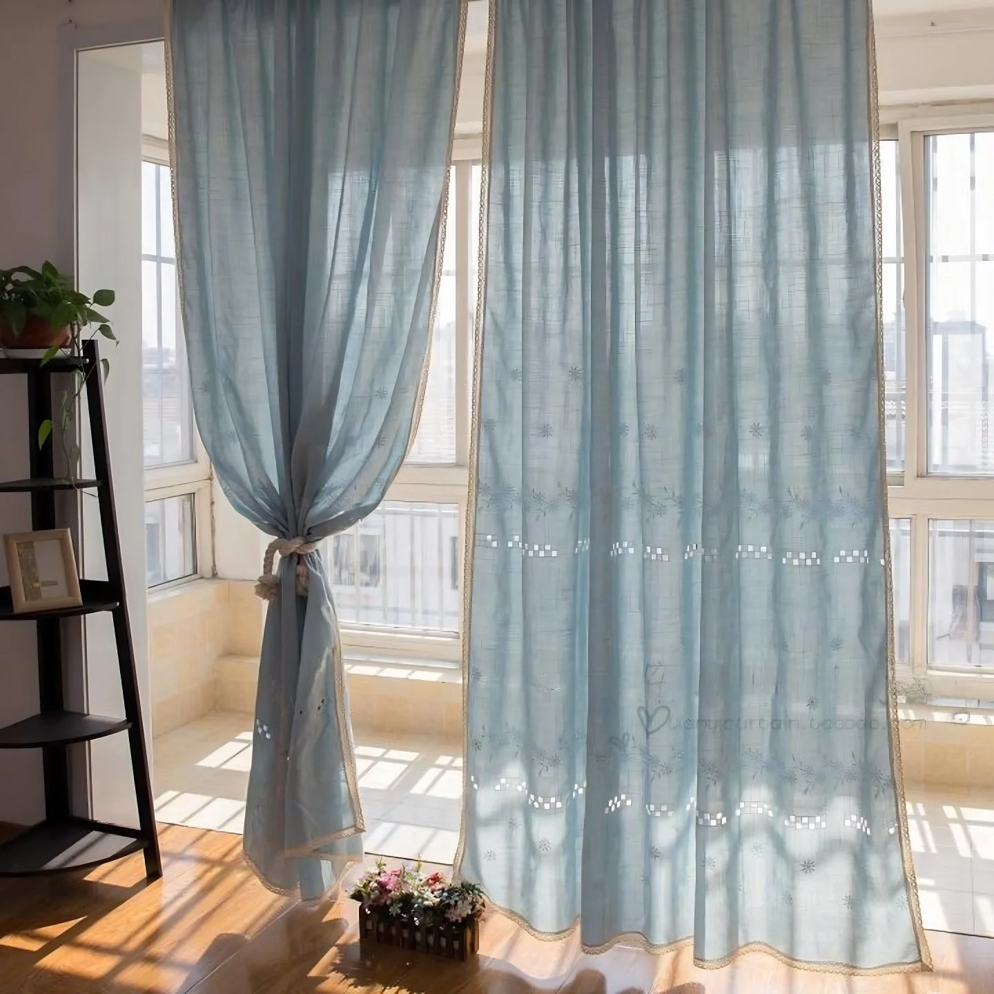 Blue Mediterranean American Countryside Finied Curtains Embroidered Living Room Bedroom Balcony Bay Window Drapes
Blue Mediterranean American Countryside Finied Curtains Embroidered Living Room Bedroom Balcony Bay Window Drapes