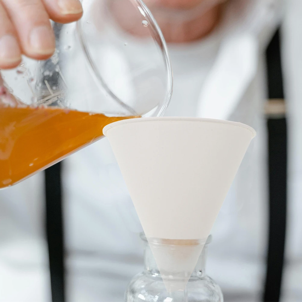 50Pcs Paper Funnel for Engine Oil Disposable Automotive Funnel Set Coolant Radiator Transmission Fluid Filling Kitchen Bottle
50Pcs Paper Funnel for Engine Oil Disposable Automotive Funnel Set Coolant Radiator Transmission Fluid Filling Kitchen Bottle