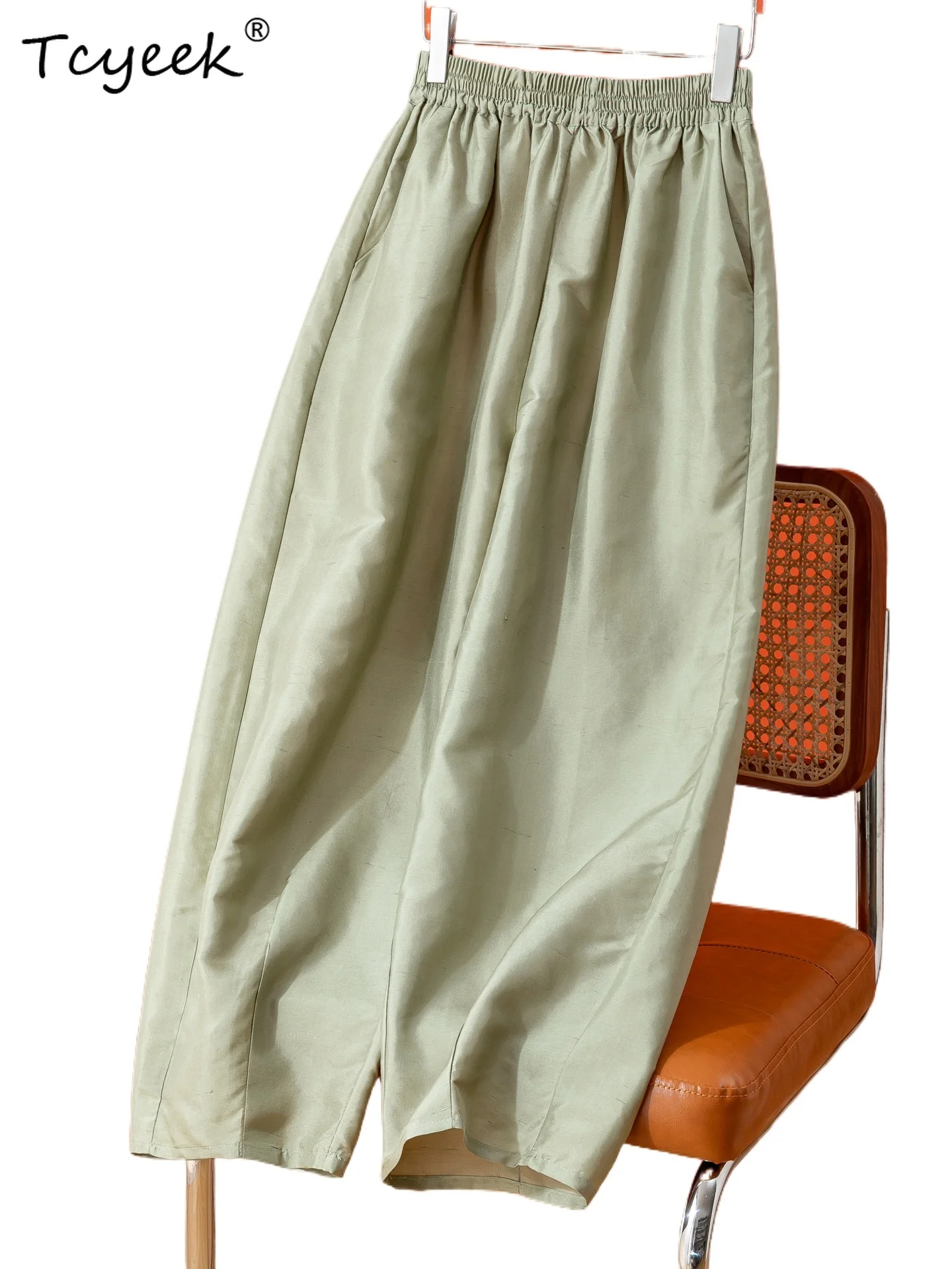 Tcyeek 100% Natural Mulberry Silk Woman Pants Summer Clothes Elastic Waist Casual Harem Pants Women Streetwear Pantalones Mujer
Tcyeek 100% Natural Mulberry Silk Woman Pants Summer Clothes Elastic Waist Casual Harem Pants Women Streetwear Pantalones Mujer