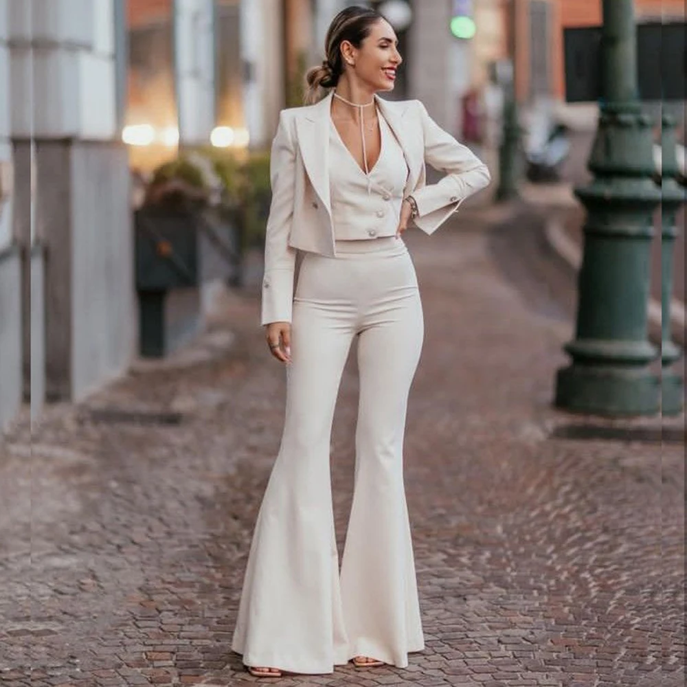Customized Fashion 3 Pieces Suit Set for Women Short Jacket Vest Flare Pants Sets Slim Fit Office Daily Life Female Clothing
Customized Fashion 3 Pieces Suit Set for Women Short Jacket Vest Flare Pants Sets Slim Fit Office Daily Life Female Clothing