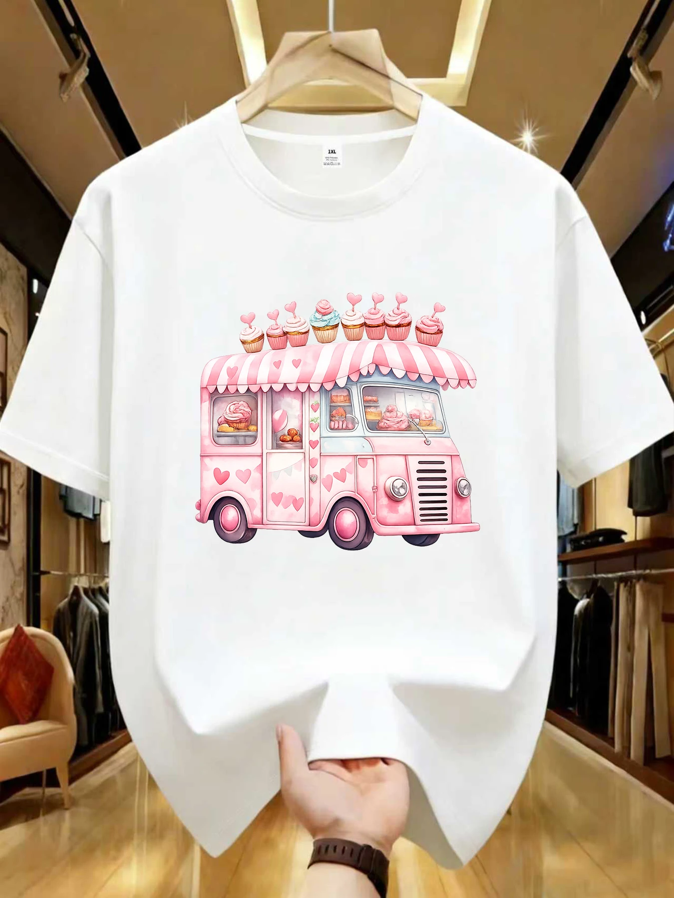 【WZM104166】Cake bus printed plus size women's round neck summer casual short sleeved street fashion versatile plus size T-shirt
【WZM104166】Cake bus printed plus size women's round neck summer casual short sleeved street fashion versatile plus size T-shirt