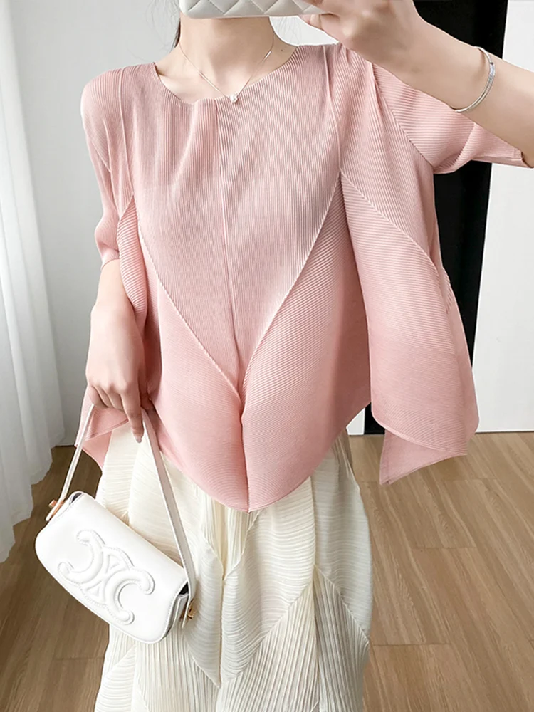 Summer New Style Women's Loose Fit T-Shirt Crease Design Versatile Simple Asymmetrical Polyester Fiber round Neck Short Sleeve
Summer New Style Women's Loose Fit T-Shirt Crease Design Versatile Simple Asymmetrical Polyester Fiber round Neck Short Sleeve