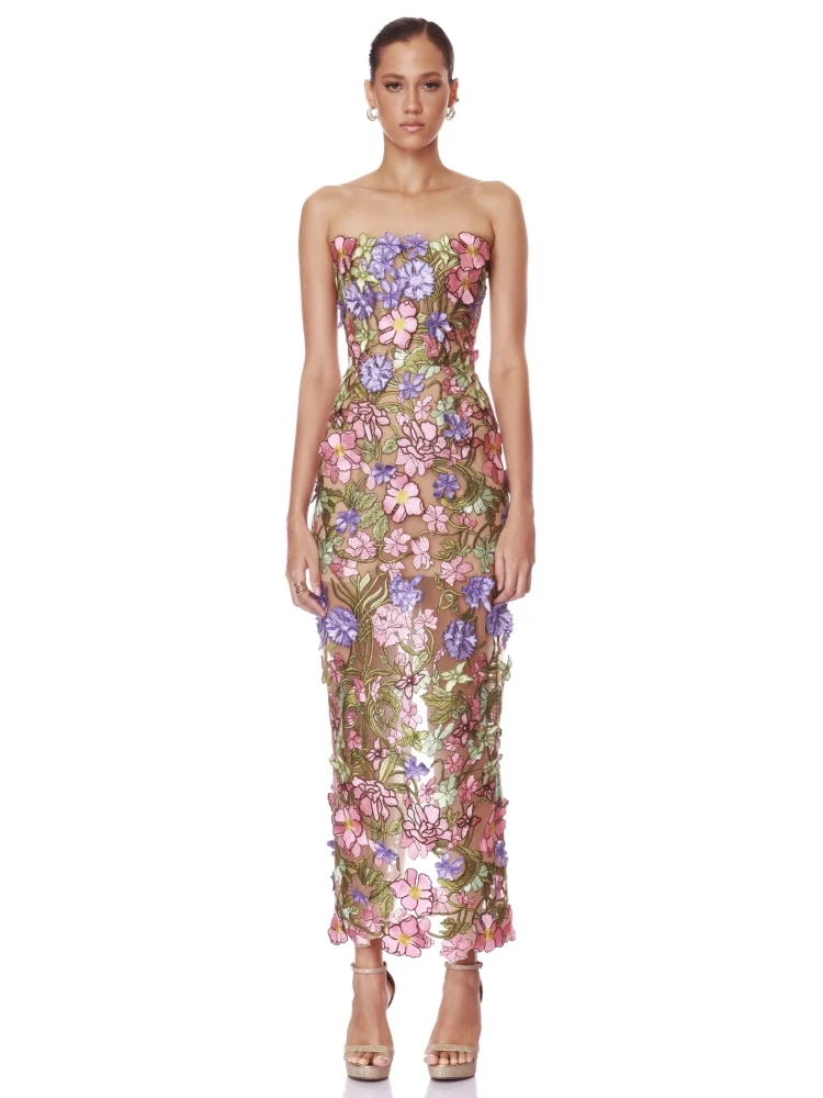 Sexy Strapless Embroidered 3D Floral Long Dress Women Sleeveless Backless Lace-up Flowers Slim Dresses Evening Party Cocktail Go
Sexy Strapless Embroidered 3D Floral Long Dress Women Sleeveless Backless Lace-up Flowers Slim Dresses Evening Party Cocktail Go