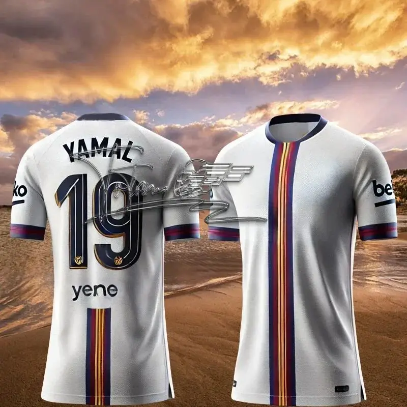 Barcelona Special Edition No.19 Football player Yamal Men's short-sleeved sweatshirt Loose, breathable and quick-drying shirt
Barcelona Special Edition No.19 Football player Yamal Men's short-sleeved sweatshirt Loose, breathable and quick-drying shirt