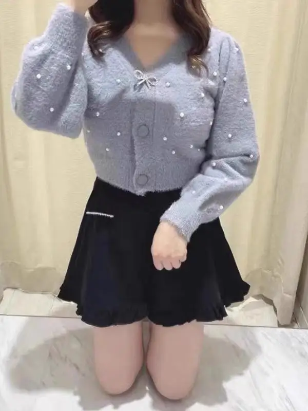 Fashion Autumn Winter Women's Pullover Sweaters Sweet Cute Japanese Style Bead Bow Buckle V-neck Long Sleeve Knitted Sweater Top
Fashion Autumn Winter Women's Pullover Sweaters Sweet Cute Japanese Style Bead Bow Buckle V-neck Long Sleeve Knitted Sweater Top