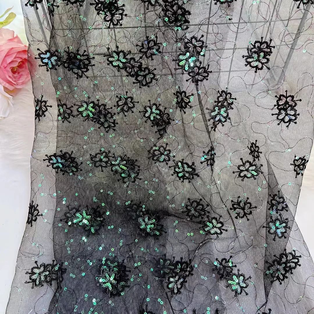 Beautiful Embroidered And Sequins Pattern Mesh Fabric 5Yards Net Lace Texitle Suitable For Sewing 07M4
Beautiful Embroidered And Sequins Pattern Mesh Fabric 5Yards Net Lace Texitle Suitable For Sewing 07M4