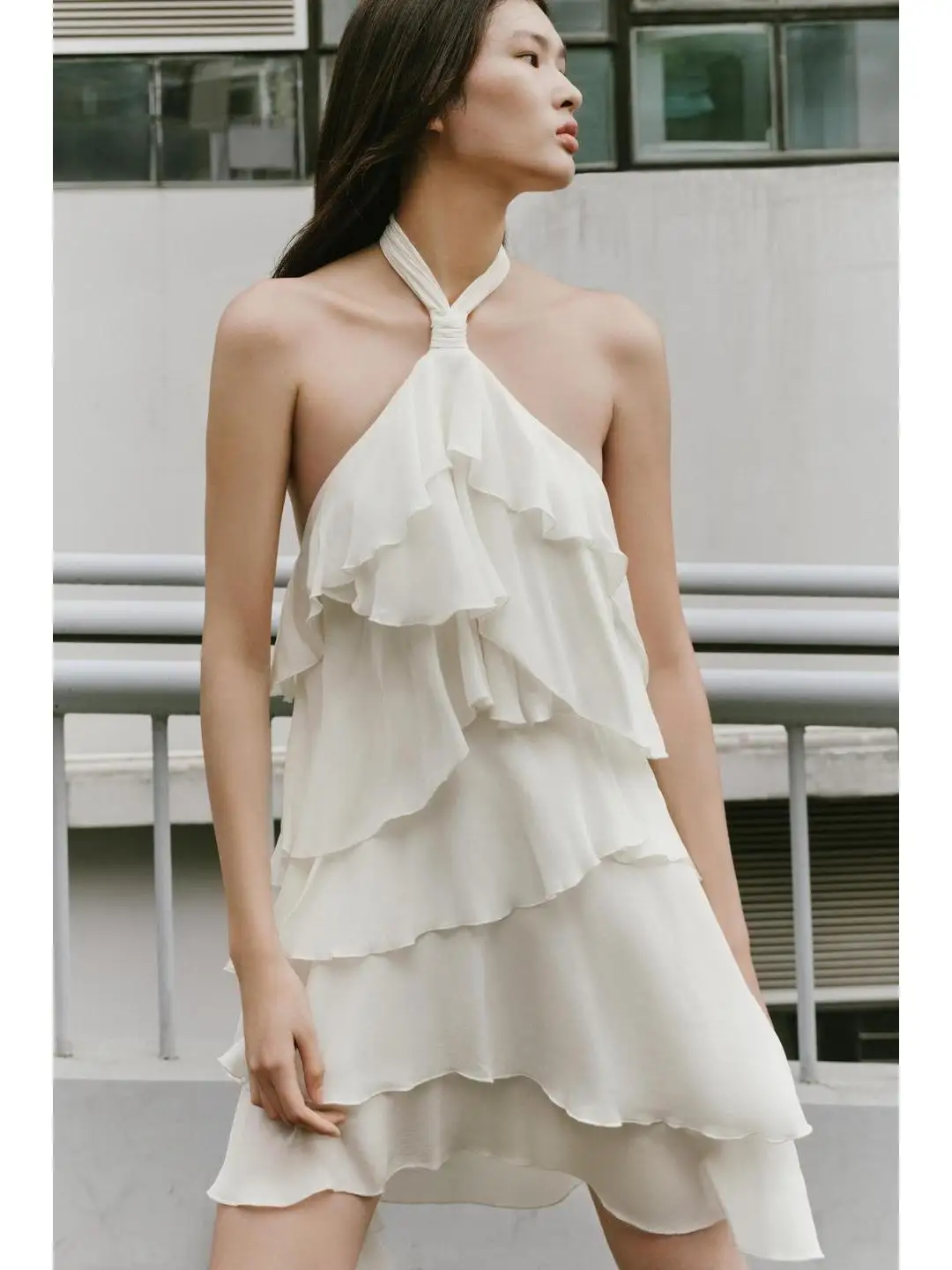 Sweet Backless Hanging Neck Layered Decoration Dress Summer Season Ladies Fashion A-Line Skirt Style PVC Material
Sweet Backless Hanging Neck Layered Decoration Dress Summer Season Ladies Fashion A-Line Skirt Style PVC Material