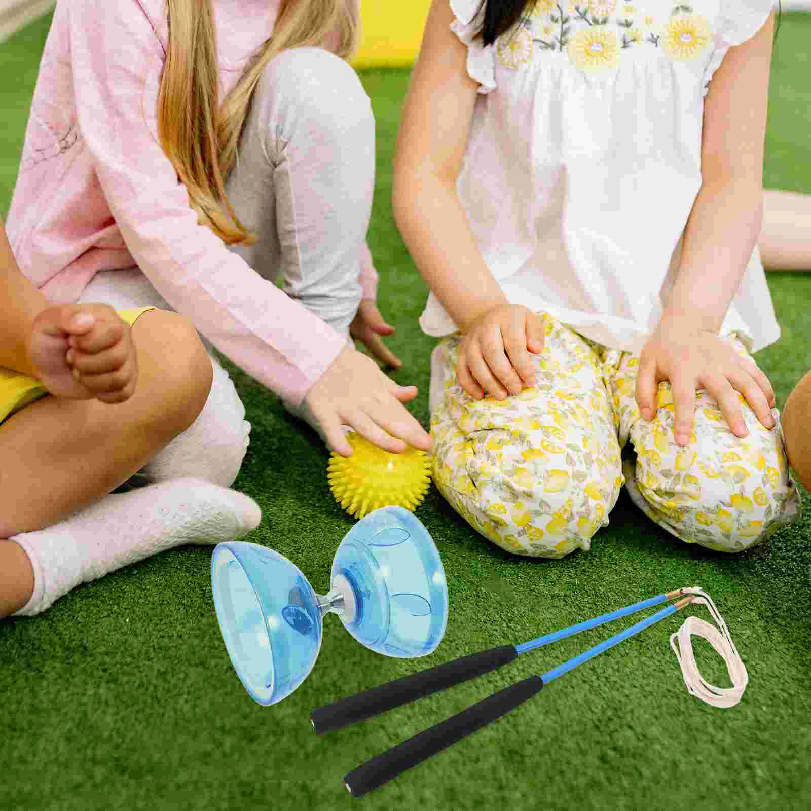 Three Bearing Diabolo Kids Toy Chinese for Outdoor Toys Traditional Fitness Tpu
Three Bearing Diabolo Kids Toy Chinese for Outdoor Toys Traditional Fitness Tpu