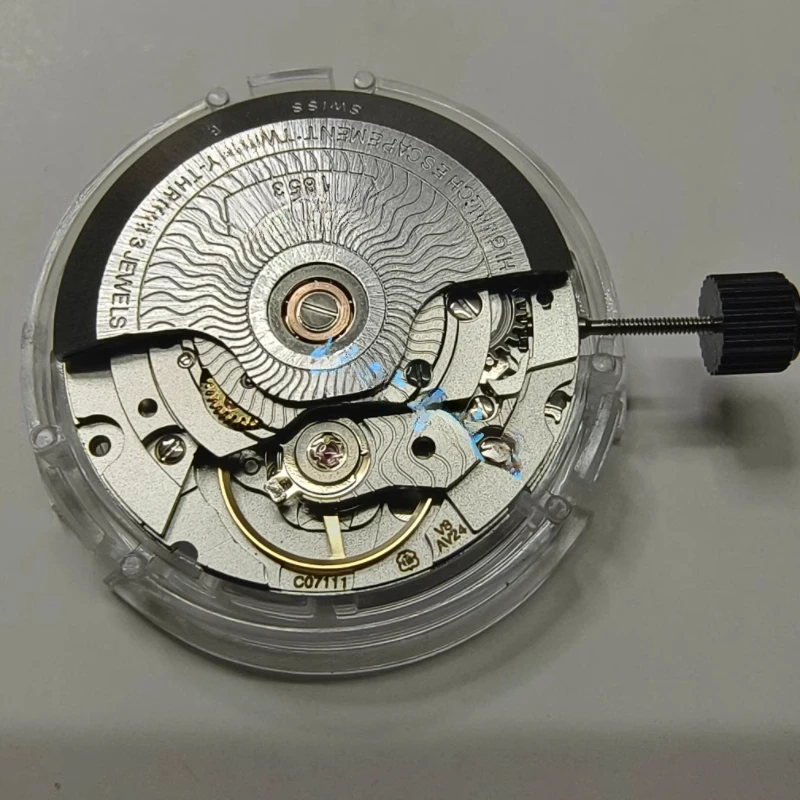 Domestic C07.111 movement c07111 movement three-pin single calendar mechanical movement
Domestic C07.111 movement c07111 movement three-pin single calendar mechanical movement