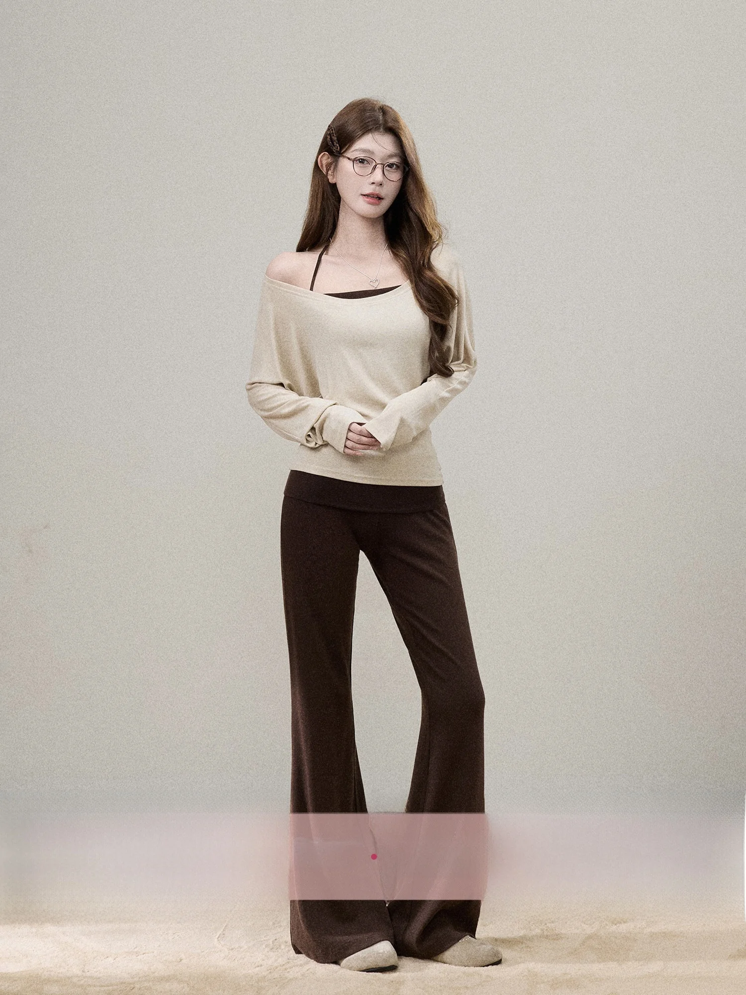 Spring Summer Casual Loose Knitted Pants Women's Folded Waist Head Wide Leg Floor Length Trousers Comfortable Soft Fabric
Spring Summer Casual Loose Knitted Pants Women's Folded Waist Head Wide Leg Floor Length Trousers Comfortable Soft Fabric