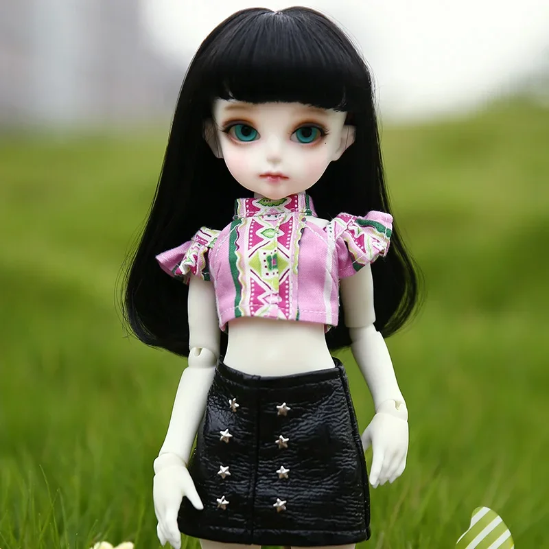 Momocolor Emily 29cm 1/6 YOSD Doll BJD Adorable Cutie High Quality Resin Figure Girl Toys Best Birthday Gifts
Momocolor Emily 29cm 1/6 YOSD Doll BJD Adorable Cutie High Quality Resin Figure Girl Toys Best Birthday Gifts