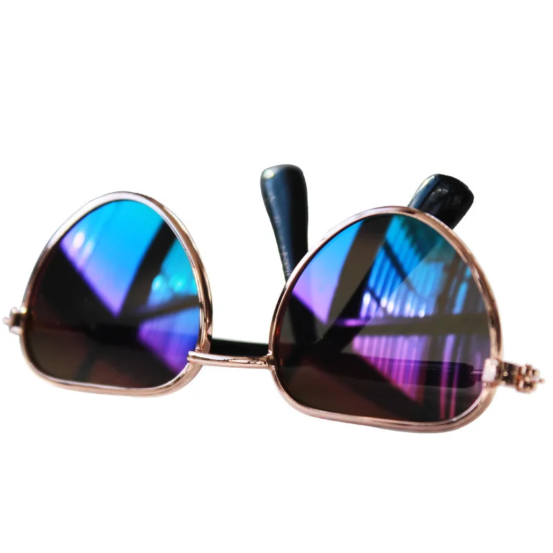 Pet Sunglasses Cat Love Eye Protection Glasses Dog Photo Act Cute Play Handsome Accessories
Pet Sunglasses Cat Love Eye Protection Glasses Dog Photo Act Cute Play Handsome Accessories