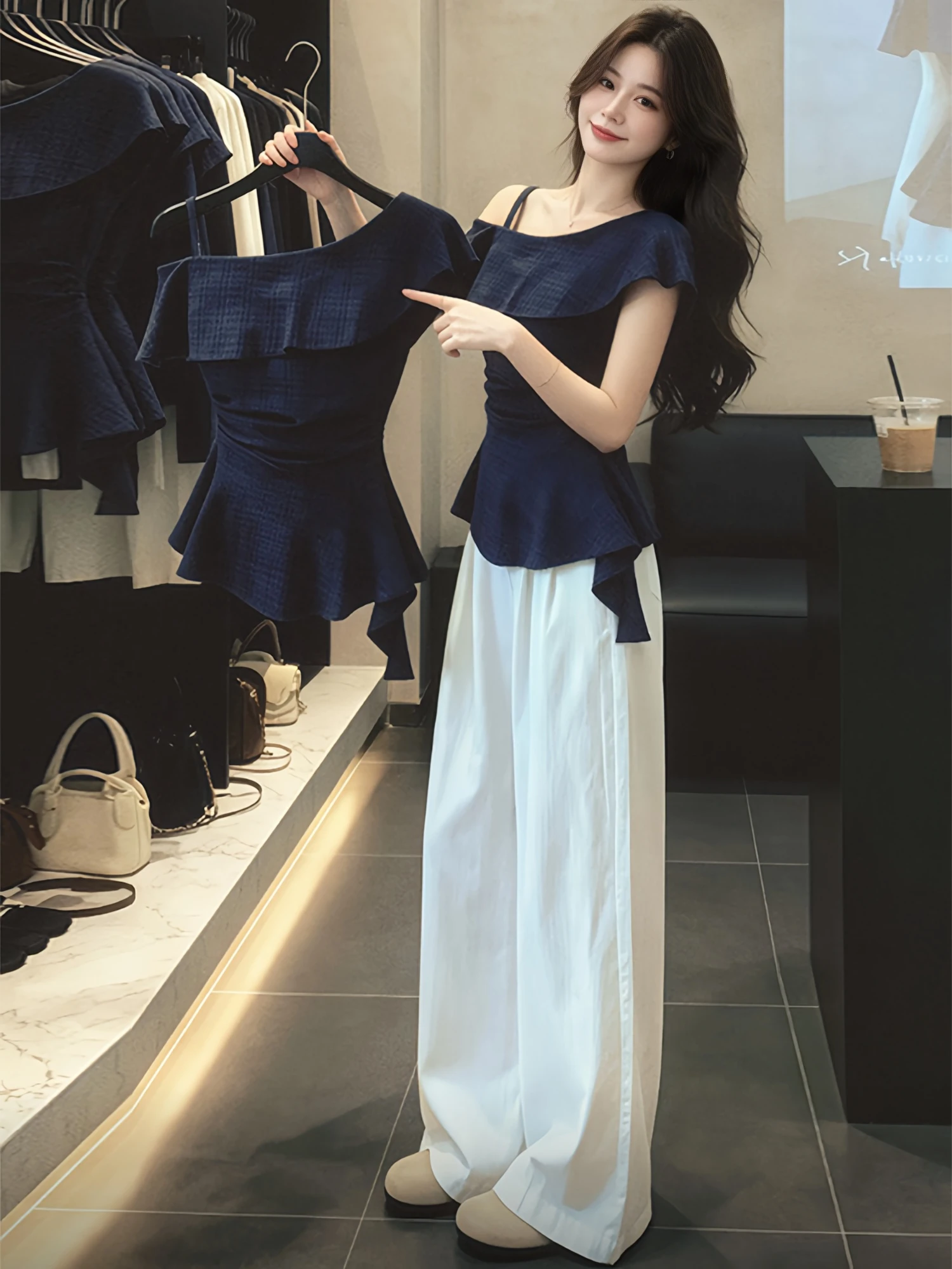 Unique Design Beautiful Shirt Women's Summer 2026 New Style Asymmetrical Hemline Oblique Collar Shoulder Bared Top Commute St...
Unique Design Beautiful Shirt Women's Summer 2026 New Style Asymmetrical Hemline Oblique Collar Shoulder Bared Top Commute St...
