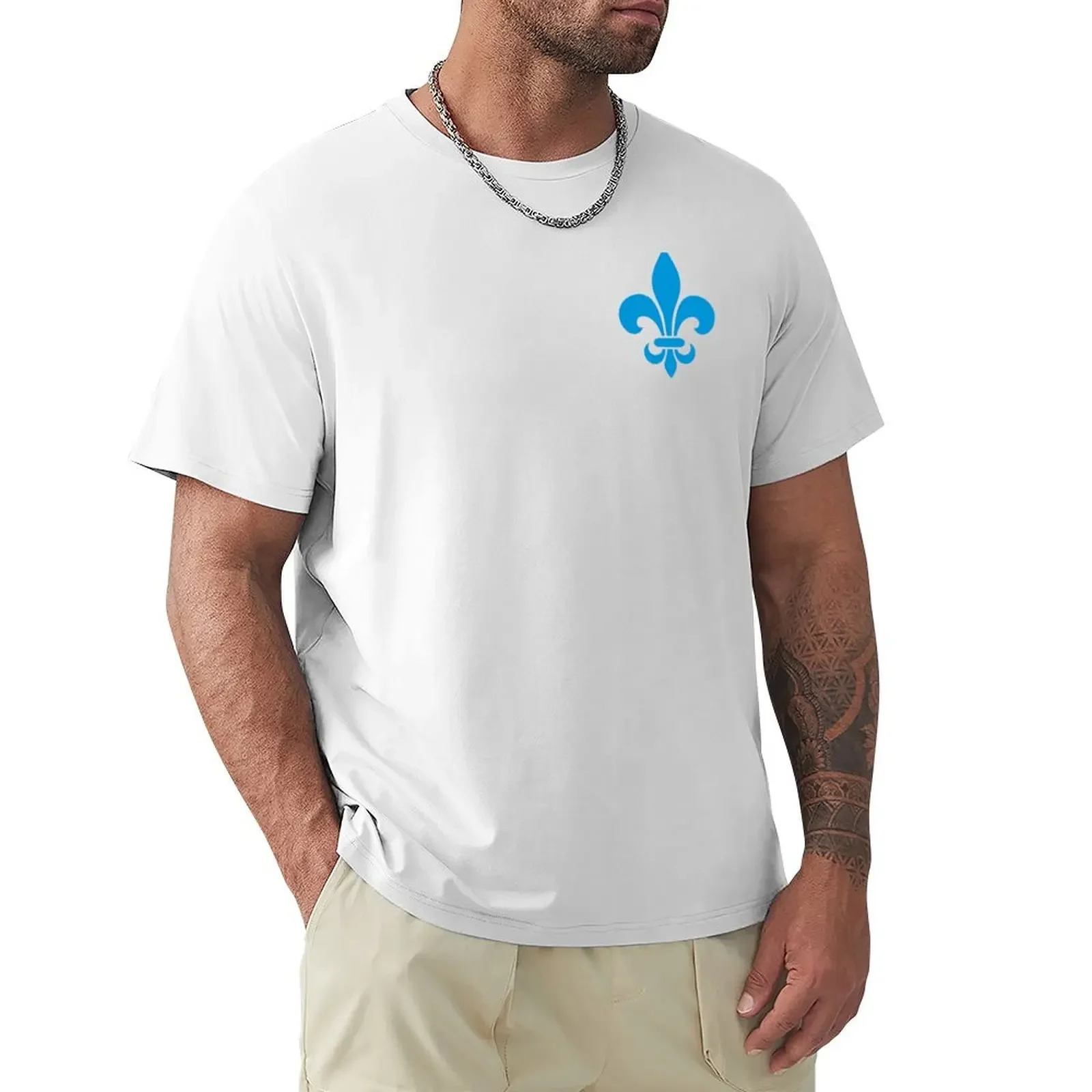 Quebec France blue fleur de lys modern style PQ Qc Royal french francais on white background T-Shirt
Quebec France blue fleur de lys modern style PQ Qc Royal french francais on white background T-Shirt