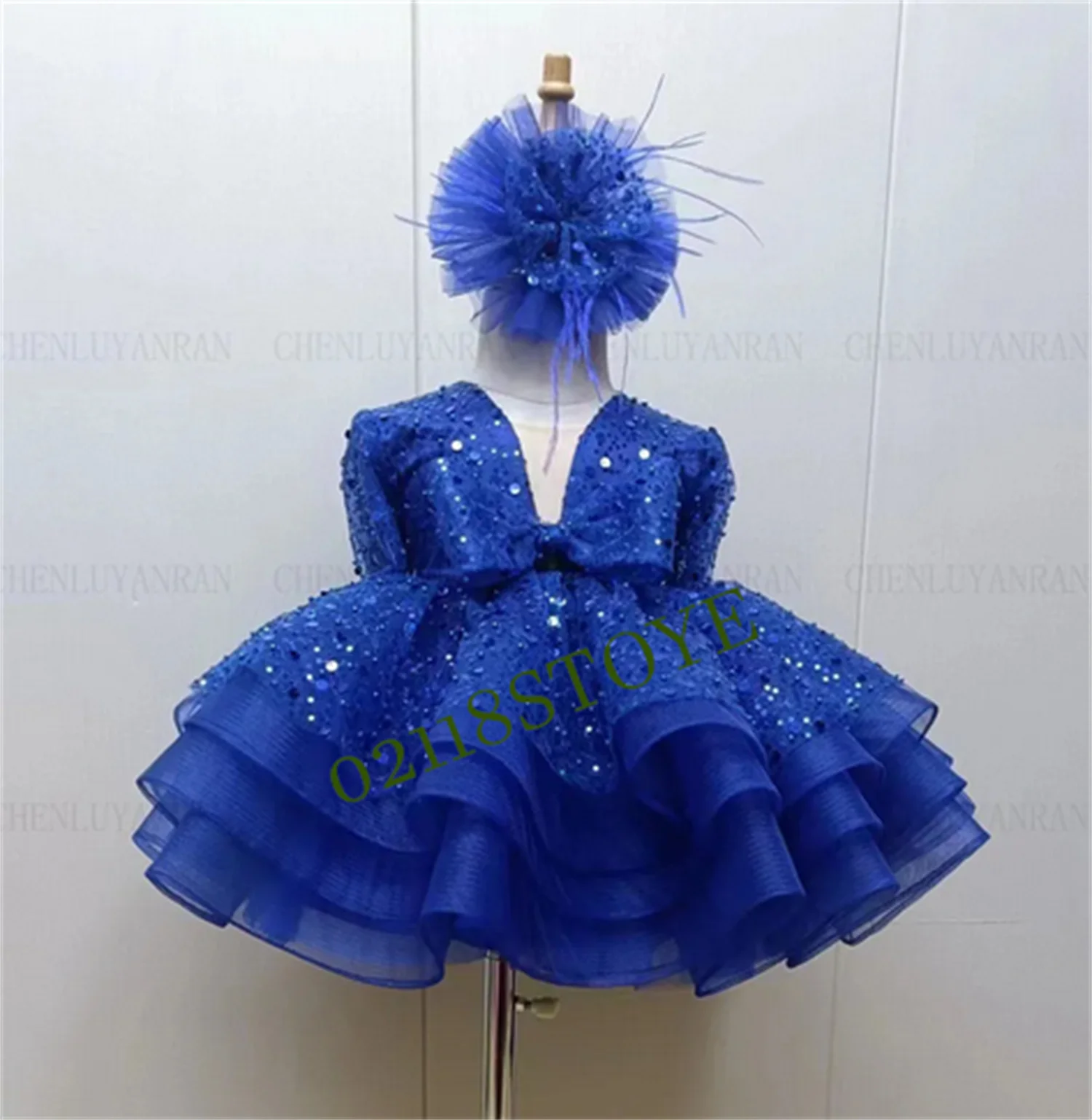 Royal Blue Flower Girl Dresses 2023 V Neck Real Picture Sequin Wedding Party Dress Bow Sparkle A-Line Puffy Girl Princess Gowns
Royal Blue Flower Girl Dresses 2023 V Neck Real Picture Sequin Wedding Party Dress Bow Sparkle A-Line Puffy Girl Princess Gowns