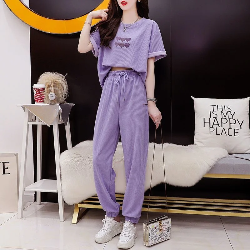 Women Summer Sporty Purple Heart T Shirts Pants Two Piece Suits 2025 New Lady Casual Short Sleeve Trousers Sets Run Clothing
Women Summer Sporty Purple Heart T Shirts Pants Two Piece Suits 2025 New Lady Casual Short Sleeve Trousers Sets Run Clothing