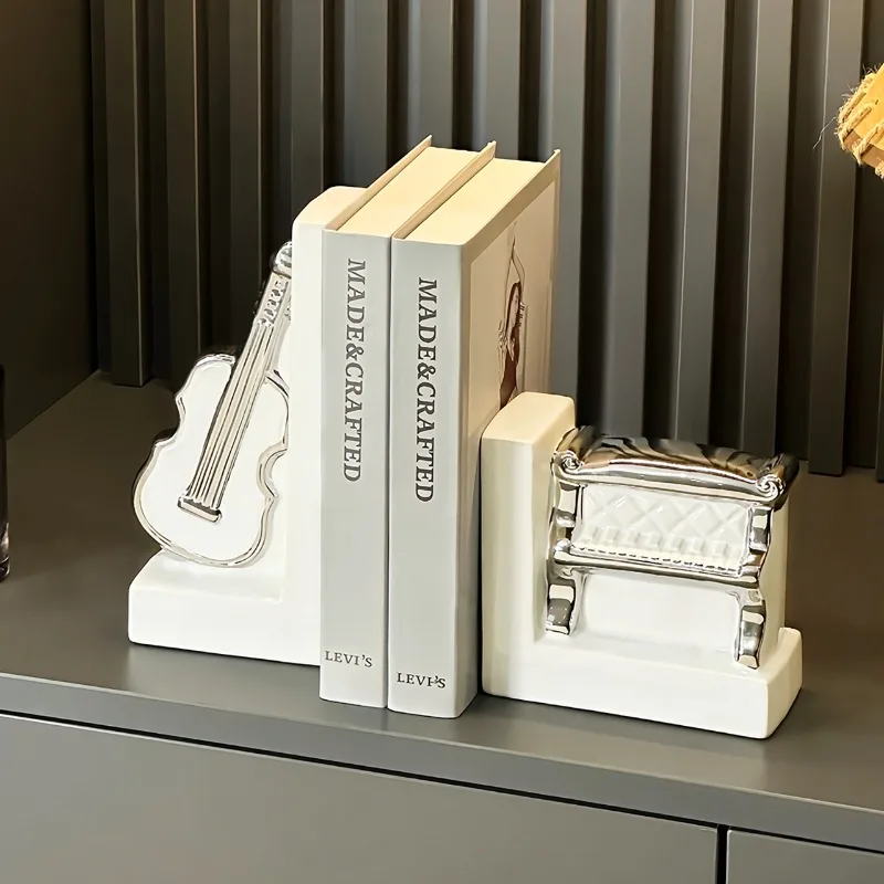 Креативный музыкальный инструмент, книжный файл, орнамент, современный свет, роскошный орнамент для винного шкафа
Креативный музыкальный инструмент, книжный файл, орнамент, современный свет, роскошный орнамент для винного шкафа