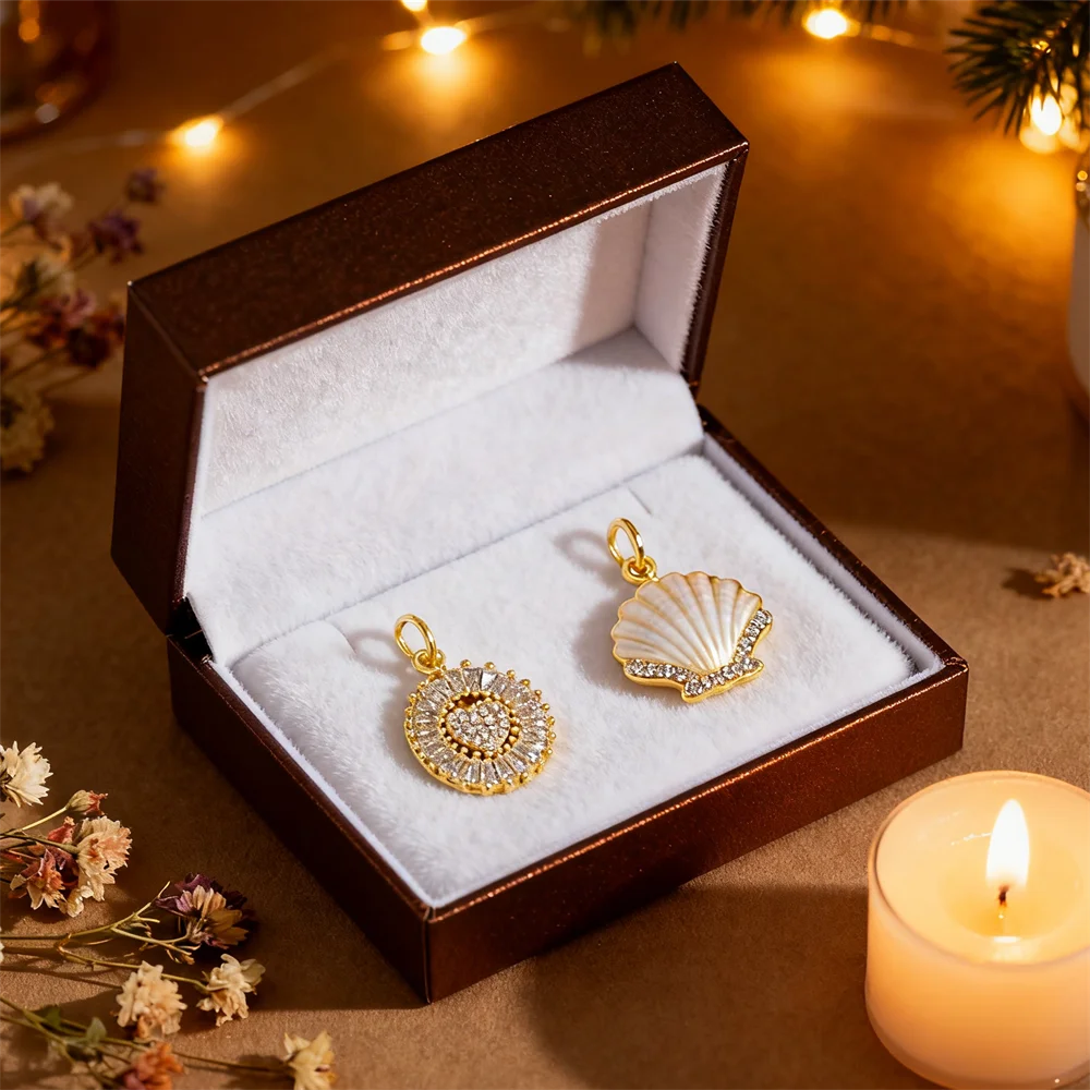 2Pcs Pendants Brass LOVE Heart Seashell Couple Charms Zircon Sparkling Design DIY Jewelry Necklace Bracelet making Accessories
2Pcs Pendants Brass LOVE Heart Seashell Couple Charms Zircon Sparkling Design DIY Jewelry Necklace Bracelet making Accessories