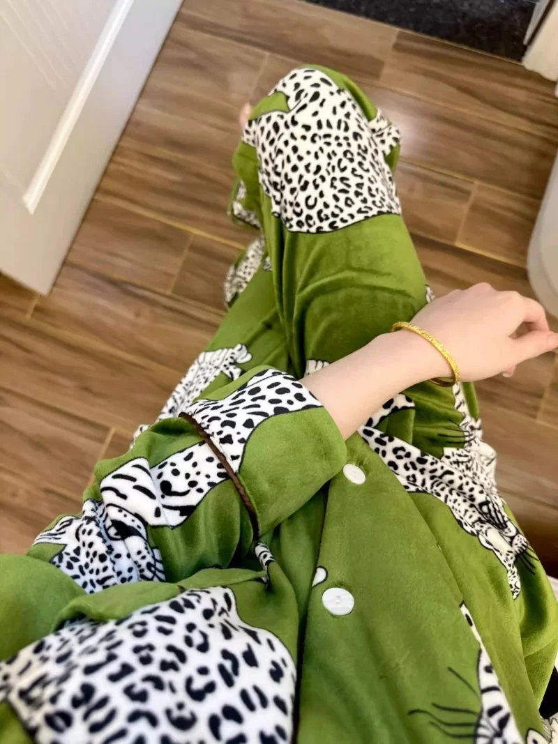 Комплекты пижам для женщин в готическом стиле: пастельно-коралловые, однотонные, с длинным рукавом, весенние, теплые, гладкие, с круглым вырезом, зеленые, полноразмерные, дышащие, 2026
Комплекты пижам для женщин в готическом стиле: пастельно-коралловые, однотонные, с длинным рукавом, весенние, теплые, гладкие, с круглым вырезом, зеленые, полноразмерные, дышащие, 2026