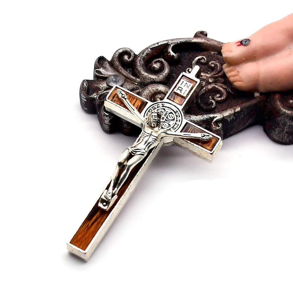 7.7*4cm Acrylic Imitation Wood St. Benedict Crucifix Cross Pendant Religious Christian DIY Jewelry for Men Women Gift
7.7*4cm Acrylic Imitation Wood St. Benedict Crucifix Cross Pendant Religious Christian DIY Jewelry for Men Women Gift