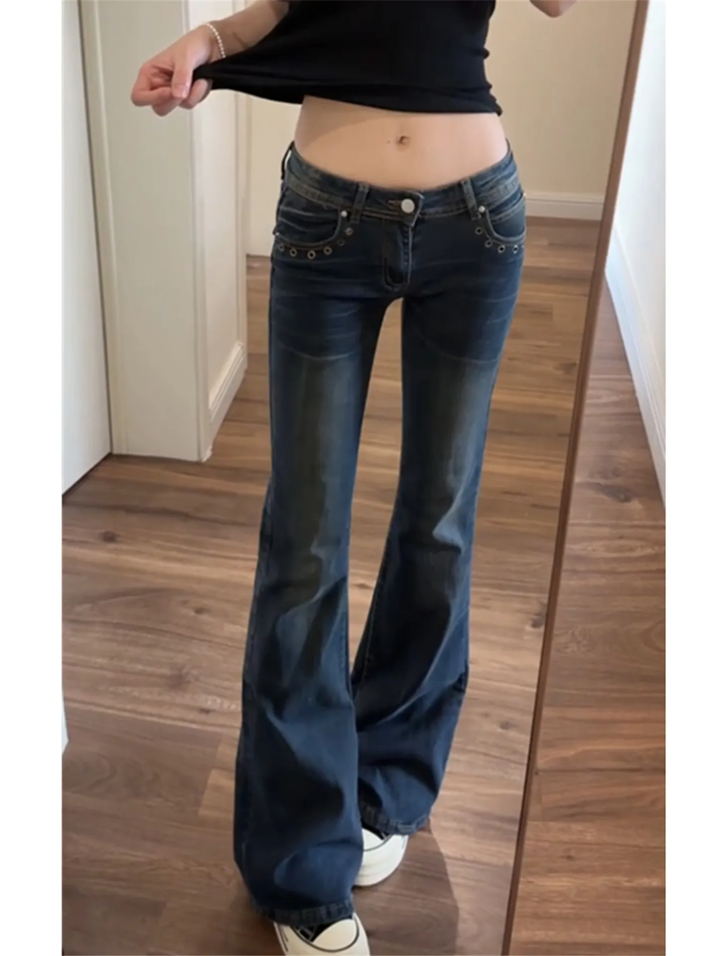 High Waist Extended Vintage Blue Low Waist Spicy Girl Flared Denim Jeans Women Summer Slimming Rivet Slimming Floor-Length Pants
High Waist Extended Vintage Blue Low Waist Spicy Girl Flared Denim Jeans Women Summer Slimming Rivet Slimming Floor-Length Pants