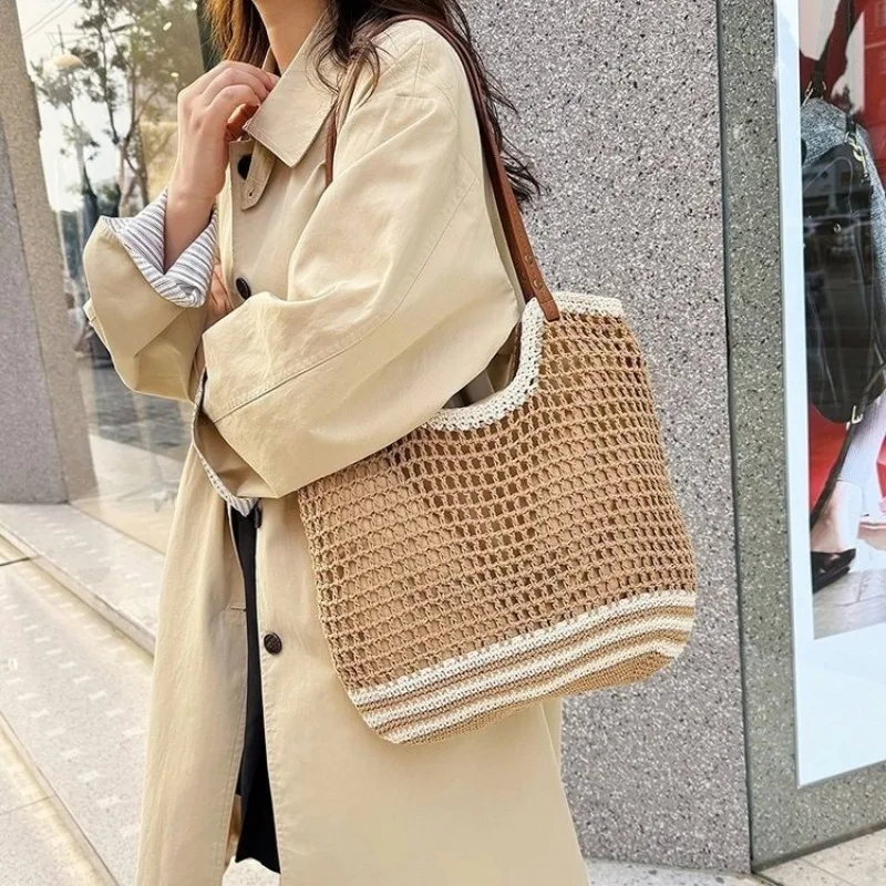 Женская соломенная большая сумка, большая пляжная сумка с внутренними отделениями для полотенец, предметы первой необходимости, летние каникулы, путешествия, просторные 
Женская соломенная большая сумка, большая пляжная сумка с внутренними отделениями для полотенец, предметы первой необходимости, летние каникулы, путешествия, просторные