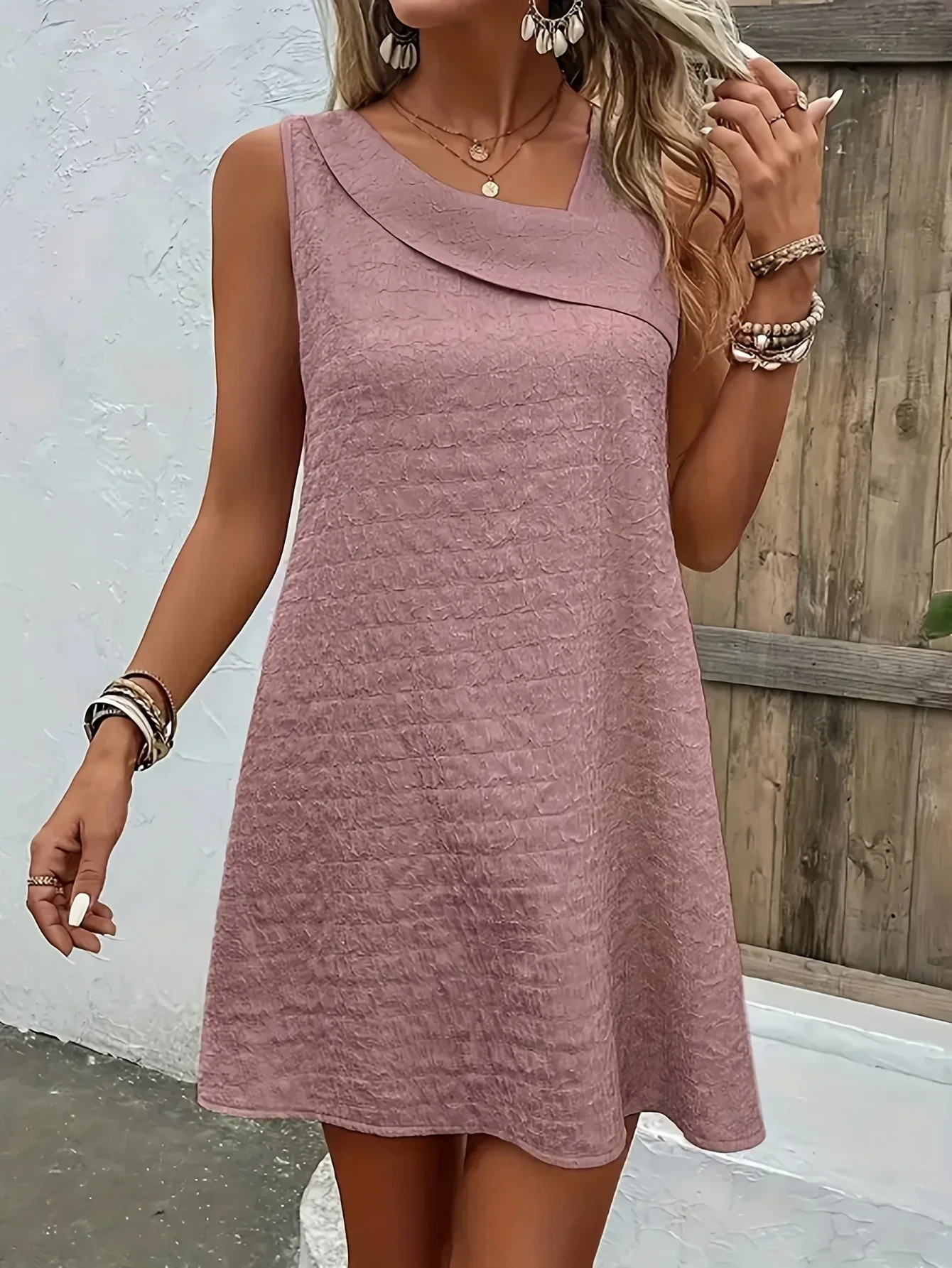 Plus Size 1XL-5XL Women's Solid Color Summer Casual Loose Fitting Dress Women Fashion Crew Neck Dress
Plus Size 1XL-5XL Women's Solid Color Summer Casual Loose Fitting Dress Women Fashion Crew Neck Dress