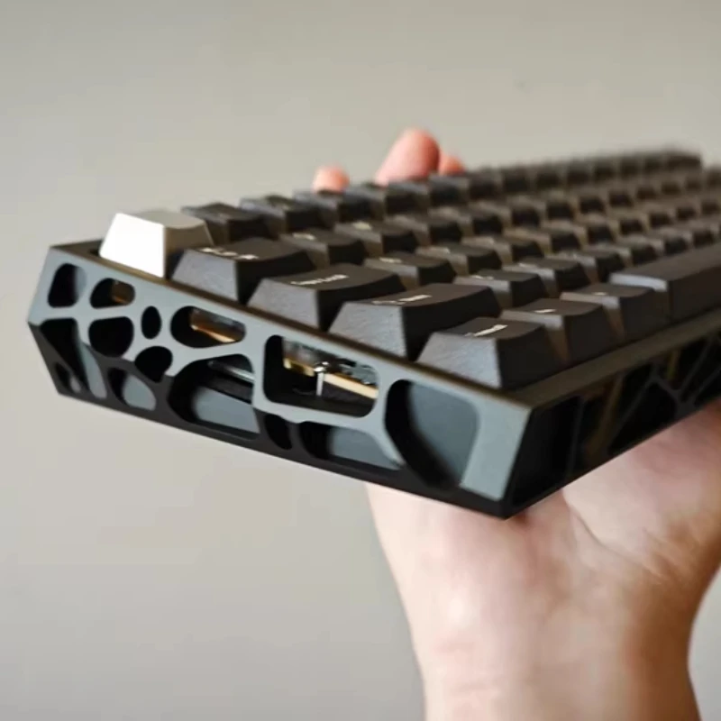 New Holy60 Hollow Keyboard Shell GH60 Aluminum CNC Tray Mount Custom Mechanical Keyboard Case Supports Mad60 Wooting60he Rakka
New Holy60 Hollow Keyboard Shell GH60 Aluminum CNC Tray Mount Custom Mechanical Keyboard Case Supports Mad60 Wooting60he Rakka