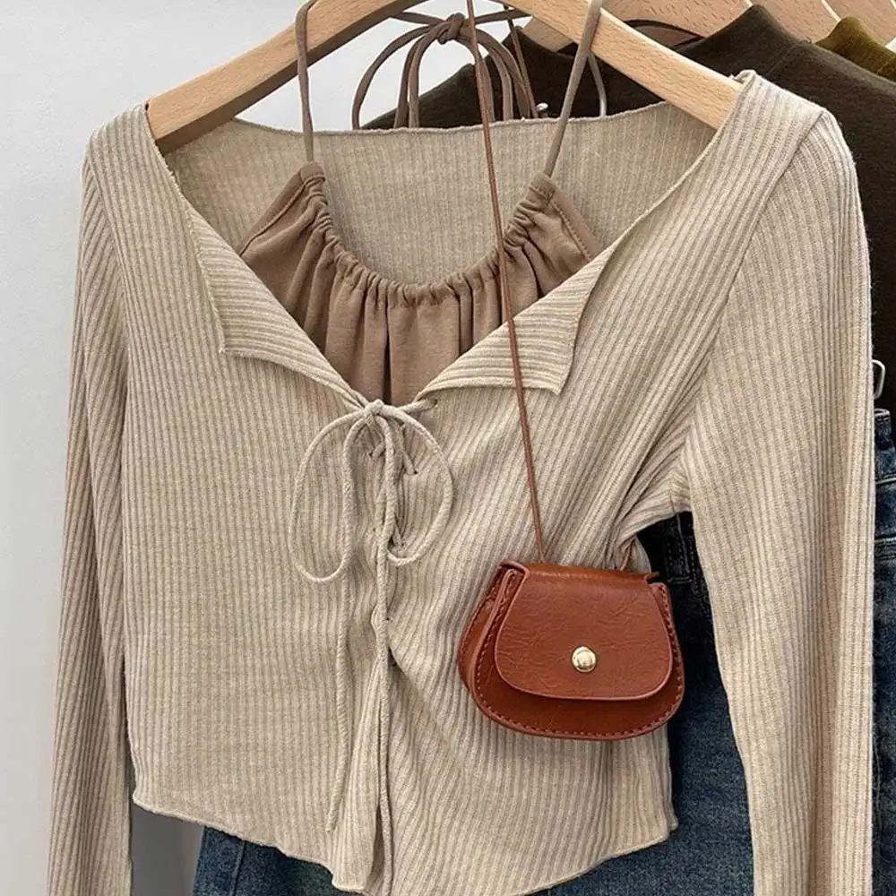 Chic Top Spring And Autumn New Short Folded V-neck Collar Collar Base Shirt Women With Long Sleeve T-shirt
Chic Top Spring And Autumn New Short Folded V-neck Collar Collar Base Shirt Women With Long Sleeve T-shirt