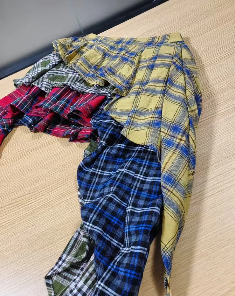 High-end Three Layer Cotton Plaid Pleated Skirts Women's Y2K Streetwear Irregular Pant Skirts Woman Clothing Trend 2025
High-end Three Layer Cotton Plaid Pleated Skirts Women's Y2K Streetwear Irregular Pant Skirts Woman Clothing Trend 2025
