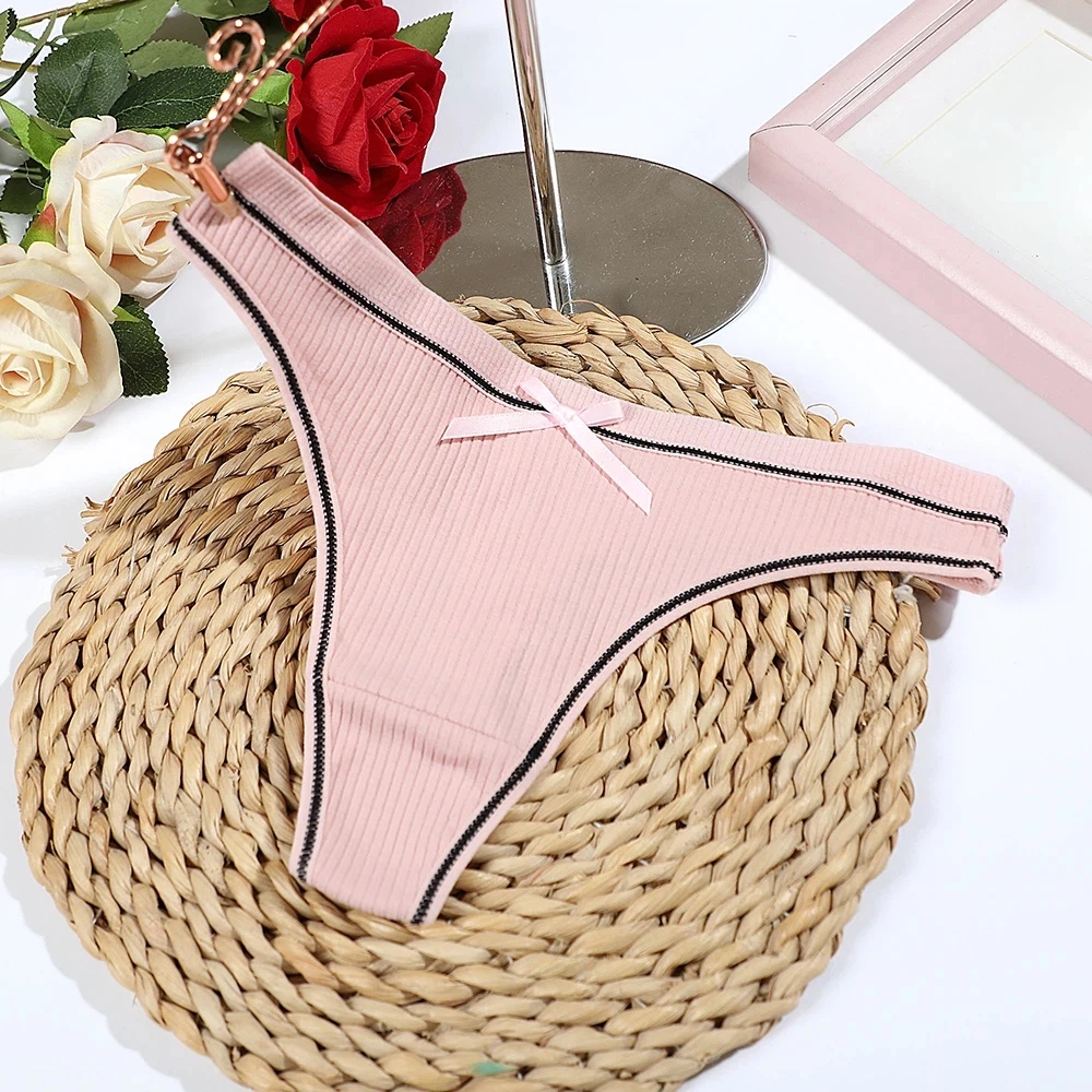Comfortable Soft Cotton Thongs Traceless Underpants Low Waist Briefs Lingerie Solid Color T-back Panties Daily Wear
Comfortable Soft Cotton Thongs Traceless Underpants Low Waist Briefs Lingerie Solid Color T-back Panties Daily Wear