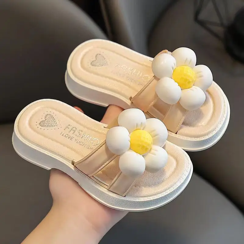 Summer Children's Casual Slippers Thick Bottom Girls Non Slip Fashionable Lovely Flower Home Slippers Outdoor Beach Slippers
Summer Children's Casual Slippers Thick Bottom Girls Non Slip Fashionable Lovely Flower Home Slippers Outdoor Beach Slippers