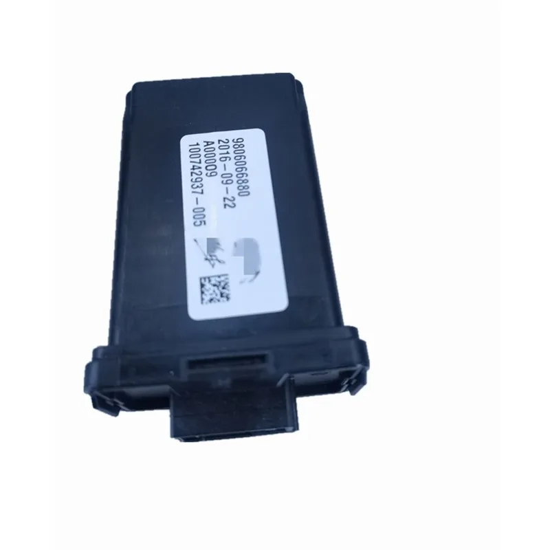 9806066880 Противоугонный блок управления для Peugeot 301 2008 408 308 Citroen C3C4 Picasso
9806066880 Противоугонный блок управления для Peugeot 301 2008 408 308 Citroen C3C4 Picasso