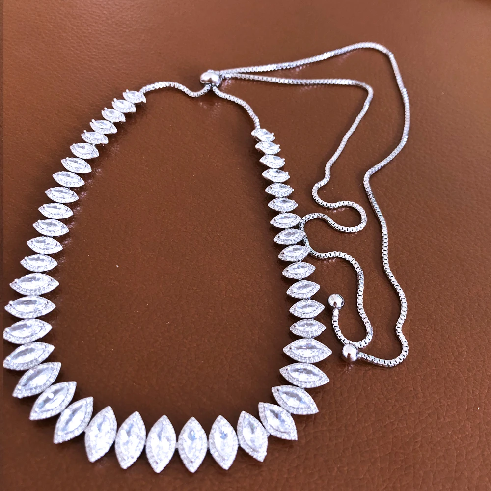 Missvikki New Trendy Shiny CZ Necklace Middle of Neck Women Girl Bridal Wedding Full Shiny CZ 2023 Romantic Lady Gift
Missvikki New Trendy Shiny CZ Necklace Middle of Neck Women Girl Bridal Wedding Full Shiny CZ 2023 Romantic Lady Gift